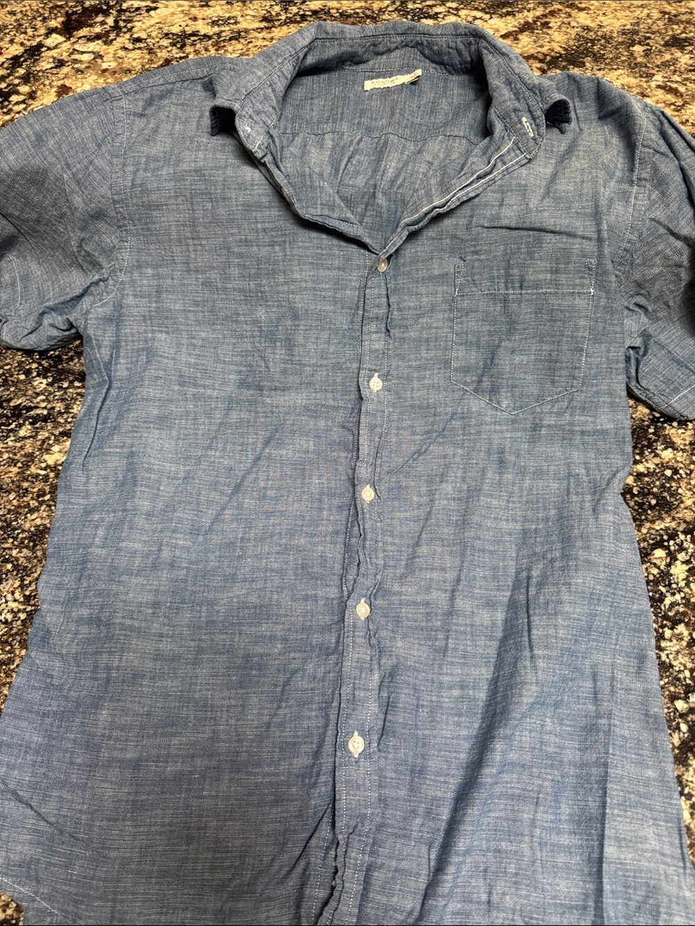 Sonoma Men's Short-Sleeve Button-Down Shirt in Chambray Blue